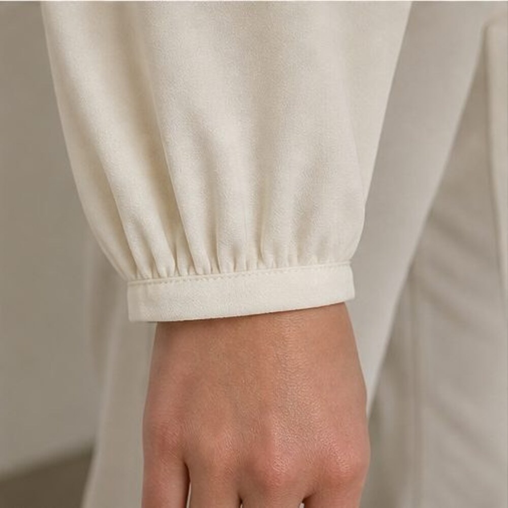 Cream Puff Sleeve Top - Picture 5 of 6